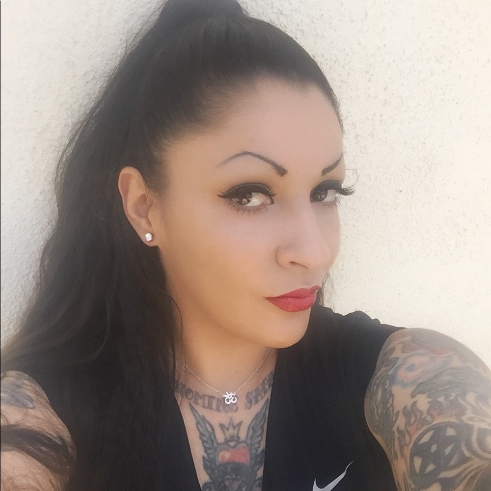 Meet your Posher, Joanne